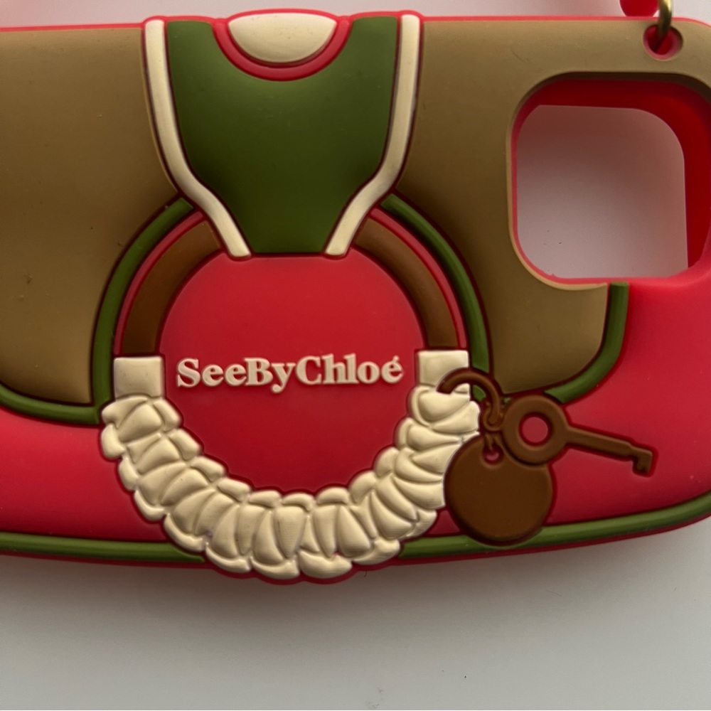 SEE by Chloe iPhone 11pro